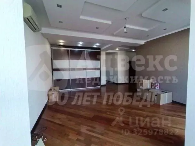 3-к кв. Тюменская область, Тюмень Минская ул., 65к2 (124.2 м) - Фото 1