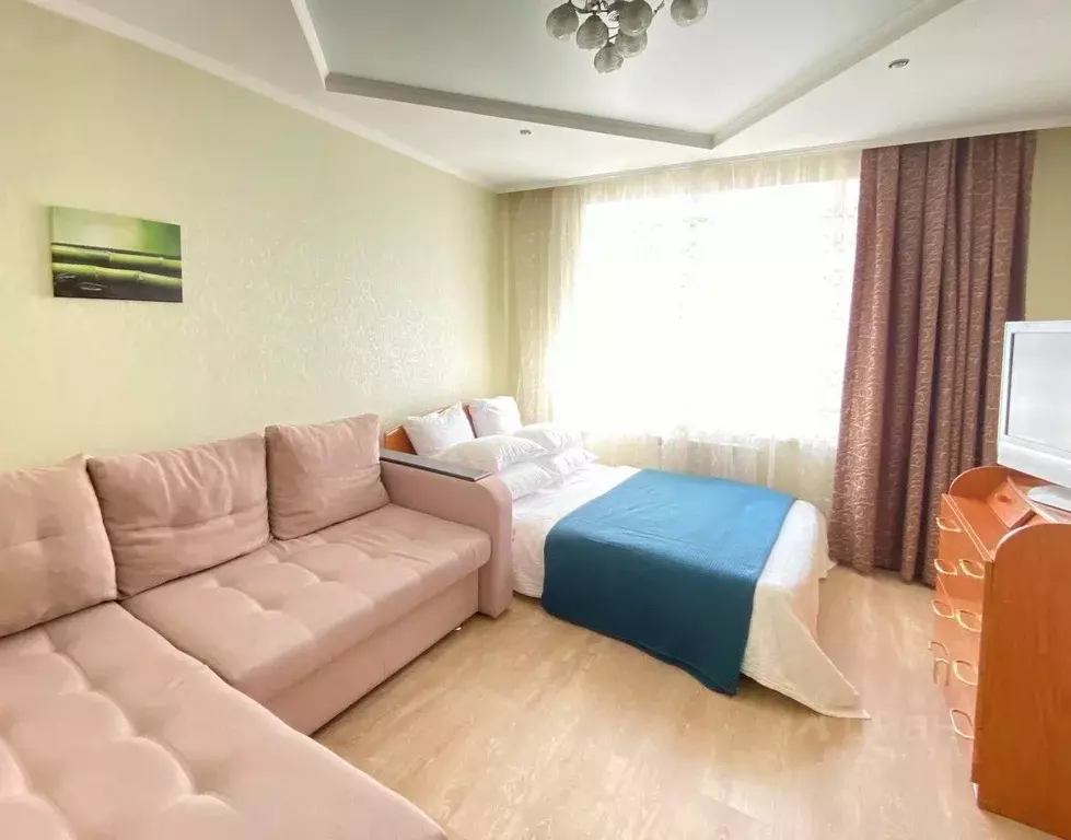 2-к кв. Татарстан, Казань ул. Сибгата Хакима, 35 (70.0 м) - Фото 1