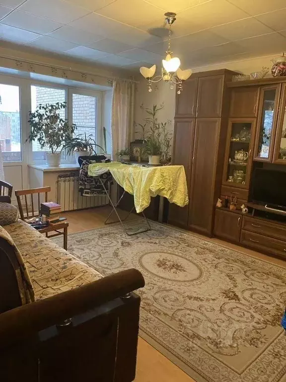 3-к кв. Ленинградская область, Отрадное Кировский район, Заводская ... - Фото 2