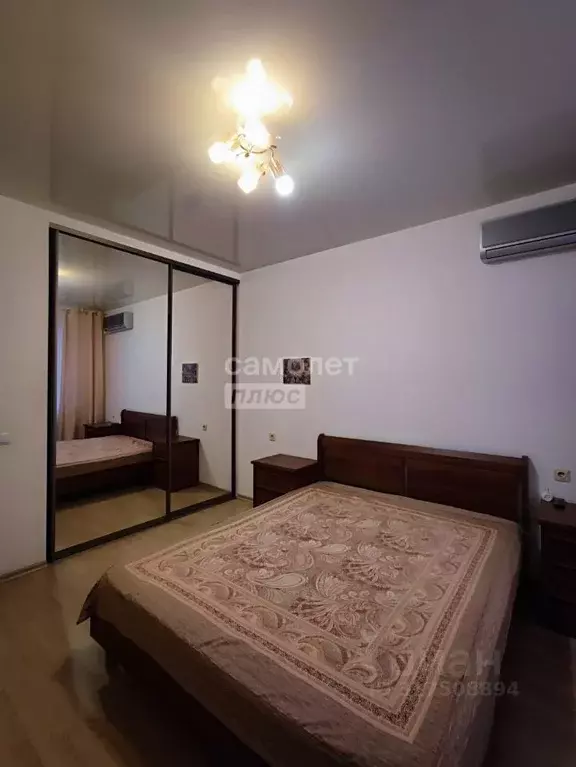 2-к кв. Волгоградская область, Волгоград бул. Энгельса, 26А (76.0 м) - Фото 0