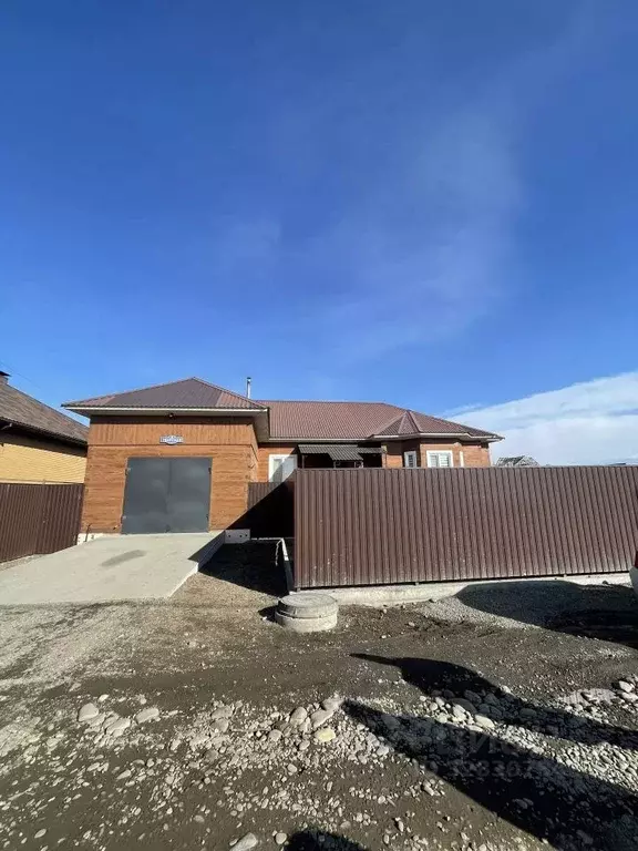 Дом в Хакасия, Усть-Абаканский район, с. Калинино ул. Тверская, 4 (179 ... - Фото 1