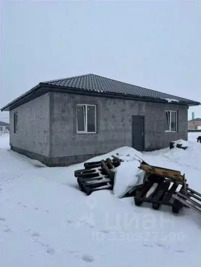 Дом в Белгородская область, Губкин Российская ул. (90 м) - Фото 2