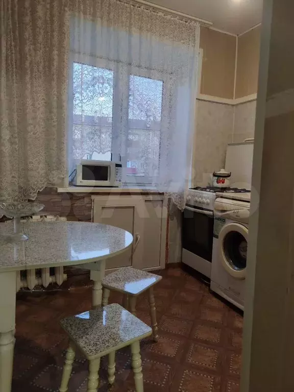 3-к. квартира, 60 м, 3/5 эт. - Фото 1