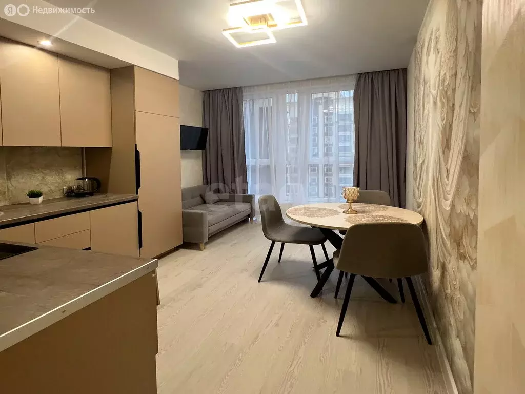 1-комнатная квартира: Мирное, улица Крымской Весны, 13к2 (40 м) - Фото 1