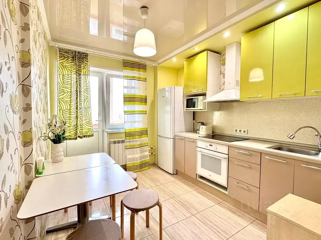 2-к кв. Татарстан, Казань ул. Четаева, 14а (68.0 м) - Фото 0