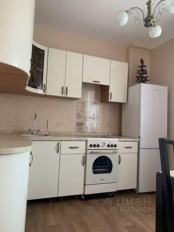 1-к кв. Нижегородская область, Нижний Новгород бул. Южный, 14 (40.0 м) - Фото 1