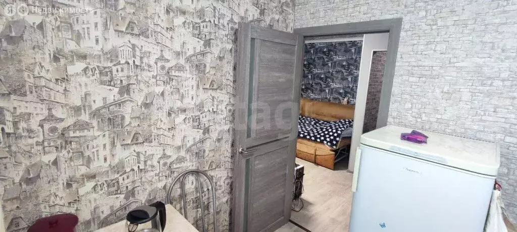 1-комнатная квартира: Сатка, Индустриальная улица, 7 (30.7 м) - Фото 1