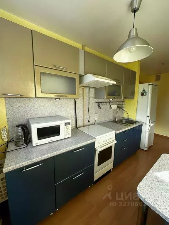 2-к кв. Свердловская область, Екатеринбург бул. Сиреневый, 5 (42.9 м) - Фото 1