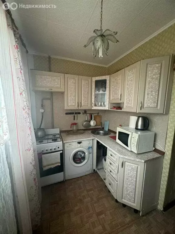 3-комнатная квартира: Коммунар, Садовая улица, 10 (60.5 м) - Фото 1