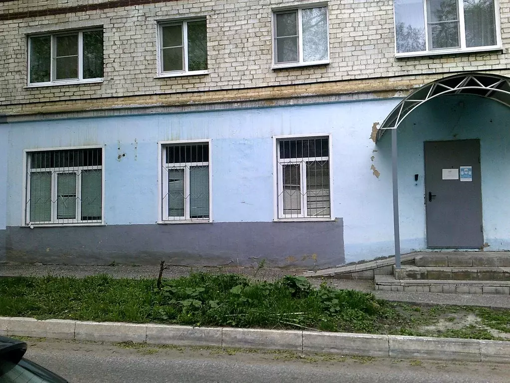 Помещение свободного назначения в Мордовия, Саранск ул. Федосеенко, 17 ... - Фото 1
