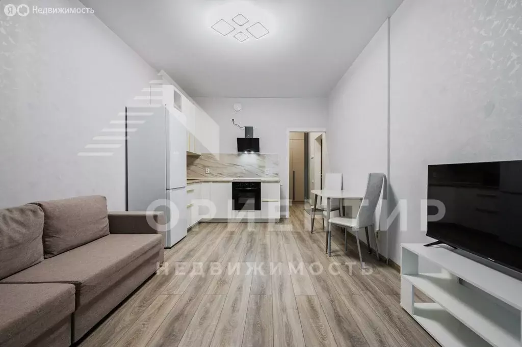 Квартира-студия: Екатеринбург, Машинная улица, 1В/2 (32.7 м) - Фото 1