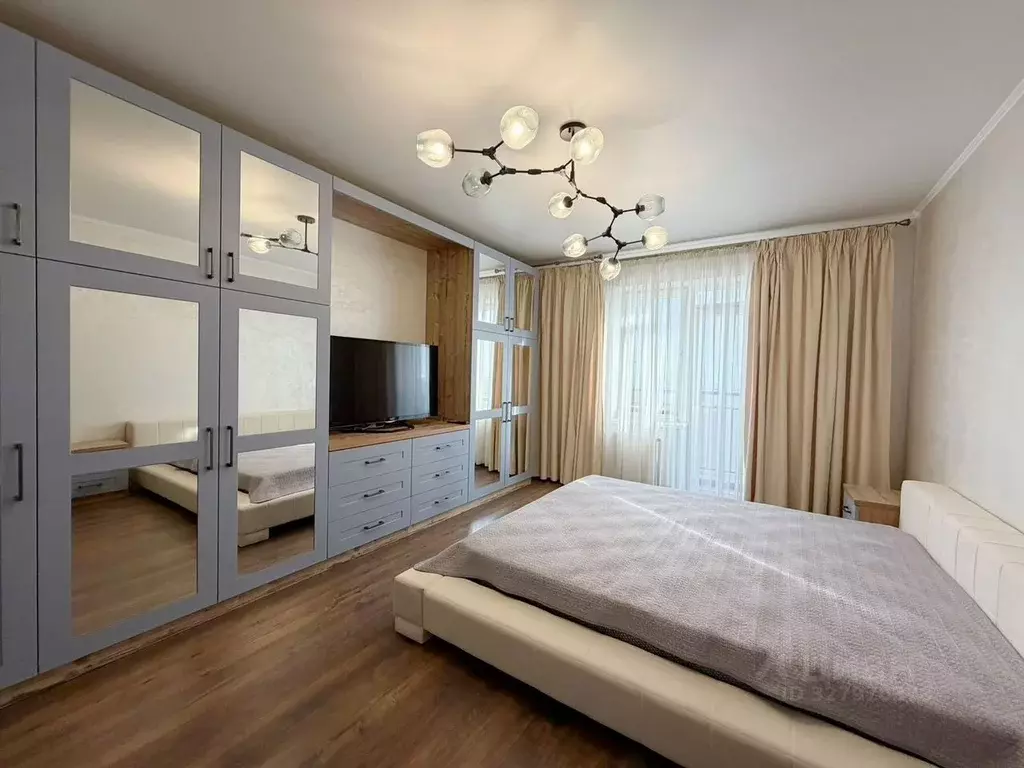 3-к кв. Калининградская область, Калининград ул. Радистов, 54Б (67.7 ... - Фото 1