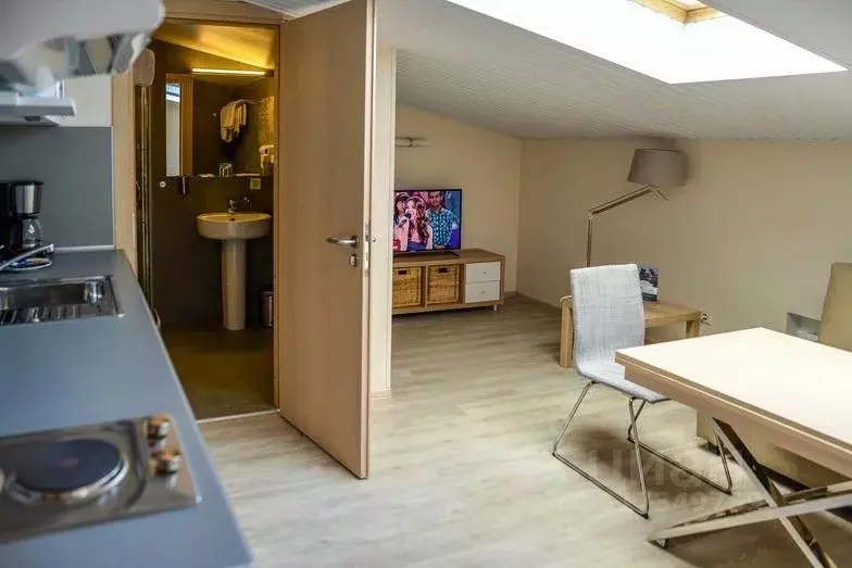 2-к кв. Санкт-Петербург просп. Средний Васильевского острова, 48/27Б ... - Фото 1