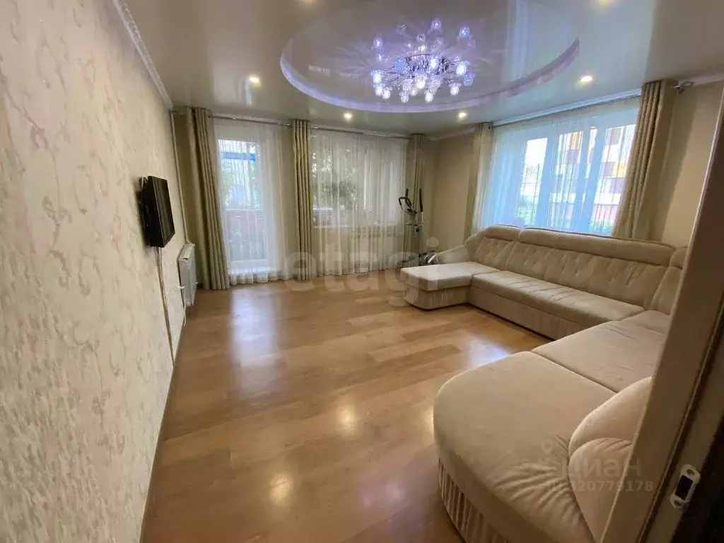 3-к кв. Татарстан, Набережные Челны просп. Раиса Беляева, 50А (97.2 м) - Фото 1