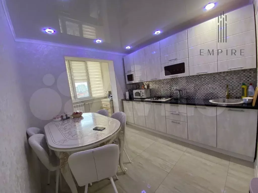 2-к. квартира, 70 м, 9/9 эт. - Фото 1