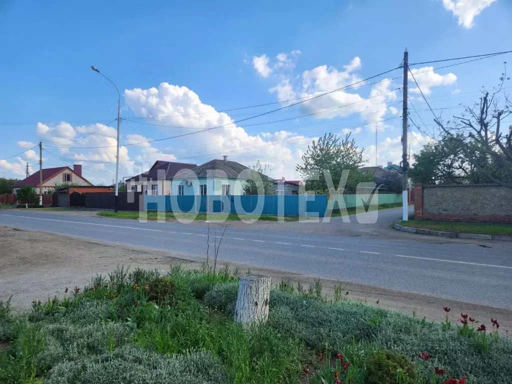 Дом в Краснодарский край, Каневская ст-ца ул. Октябрьская, 12 (65 м) - Фото 1