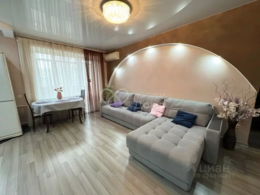 3-к кв. Волгоградская область, Волгоград ул. Дзержинского, 38 (54.5 м) - Фото 1