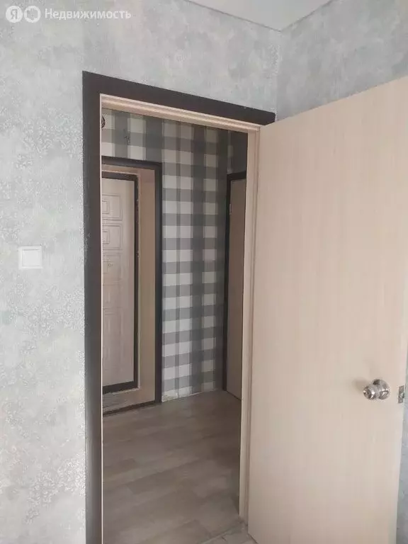 1-комнатная квартира: Еманжелинск, улица Ленина, 28 (34 м) - Фото 1