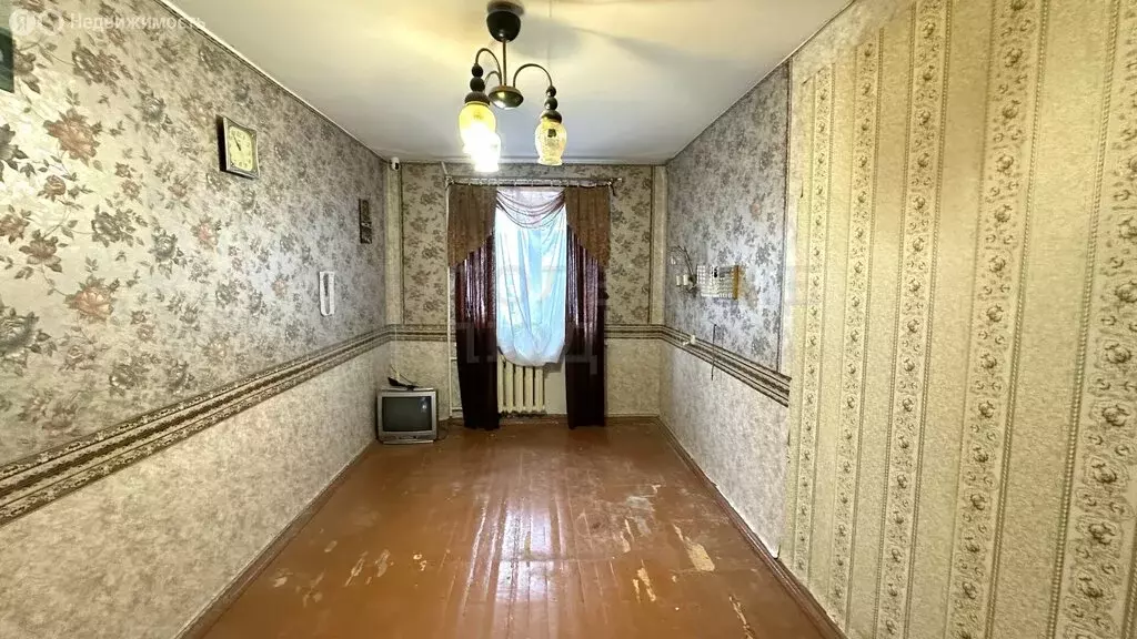 3-комнатная квартира: Боровичи, Московская улица, 30 (58.2 м) - Фото 1