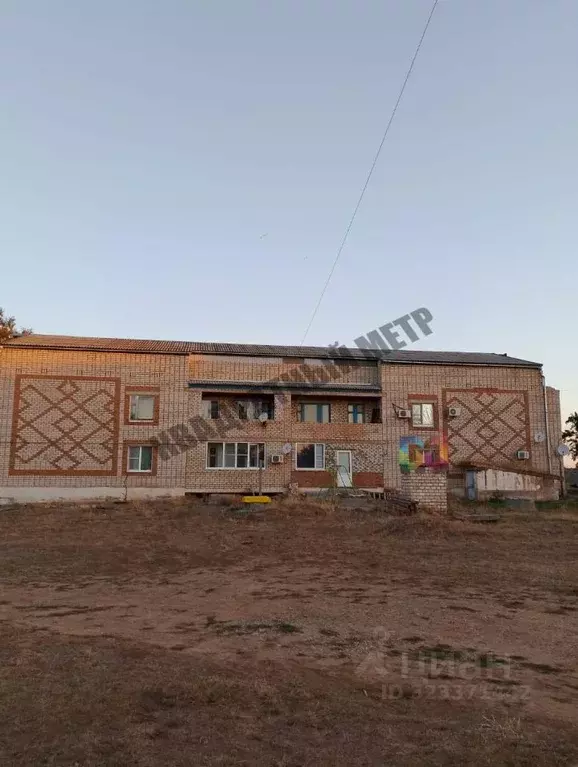 3-к кв. Калмыкия, пос. Ики-Бурул ул. Октябрьская (59.6 м) - Фото 2