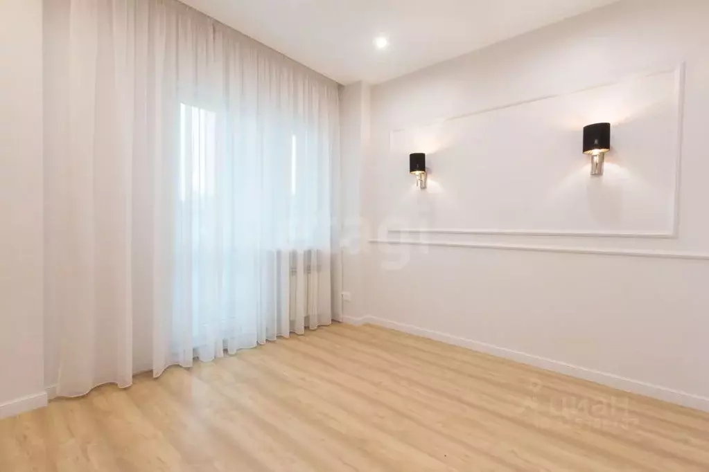 2-к кв. Калининградская область, Калининград ул. Володарского, 4А ... - Фото 0