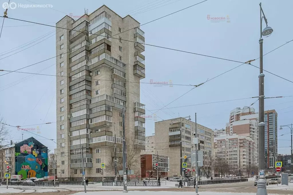 1-комнатная квартира: Екатеринбург, улица Татищева, 62 (35 м) - Фото 1