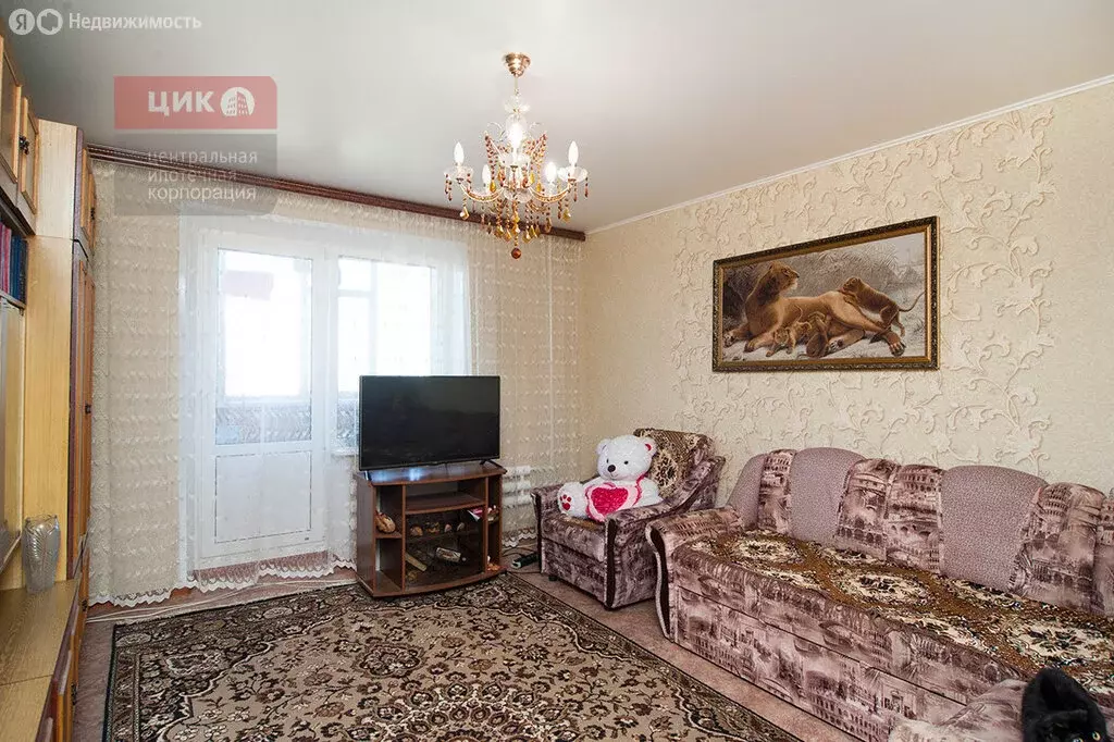 3-комнатная квартира: Рыбное, Большая улица, 12 (73 м) - Фото 0