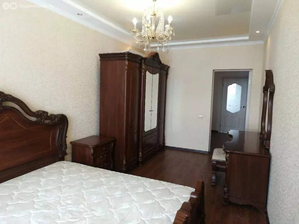 3-комнатная квартира: Ставрополь, улица Пирогова, 78 (86.7 м) - Фото 1