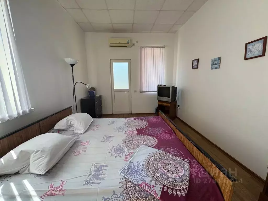 Комната Краснодарский край, Геленджик Озерная ул., 3 - Фото 2