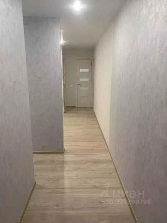 3-к кв. Кировская область, Киров ул. Дзержинского, 14 (58.4 м) - Фото 0