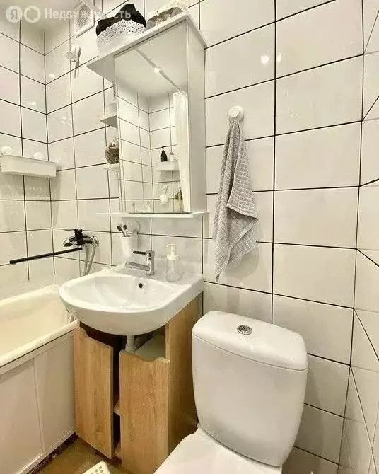 2-комнатная квартира: Осиновая Гора, улица Аркадия Шипунова, 1 (64 м) - Фото 2