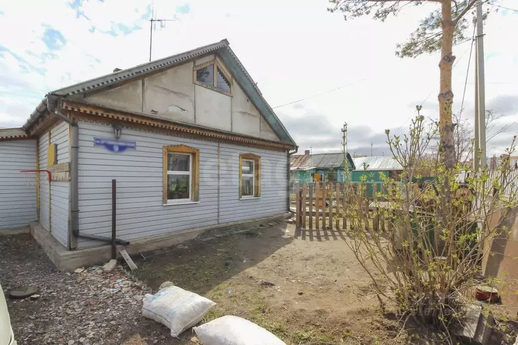 Дом в Омская область, Омск пос. Каржас, ул. 2-я Тюкалинская, 9 (80 м) - Фото 1