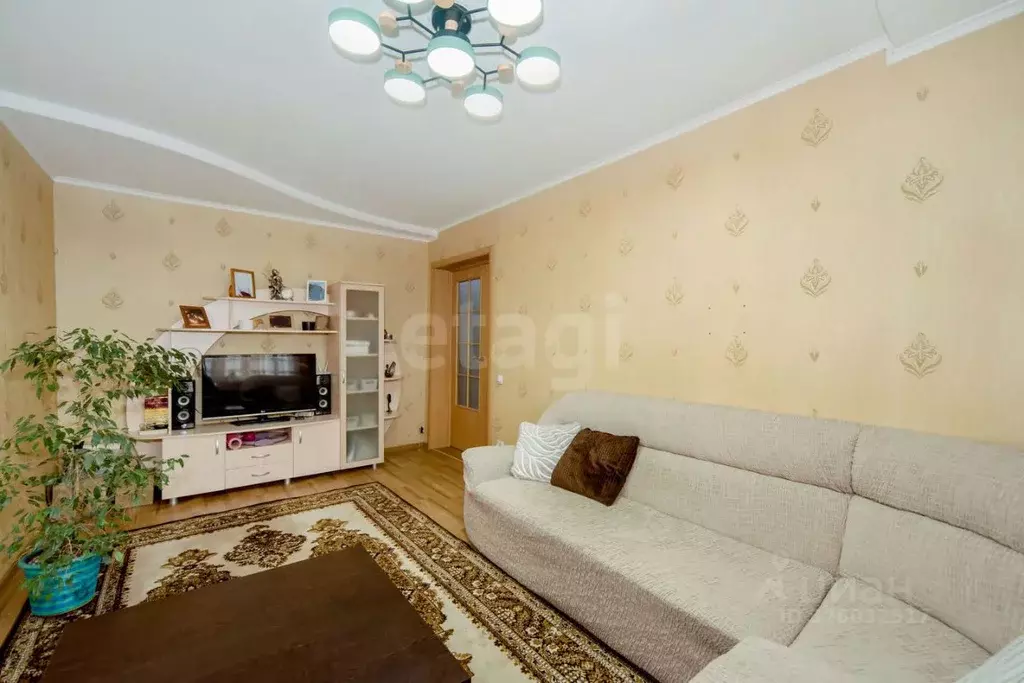 3-к кв. Алтайский край, Бийск Красноярский пер., 30/1 (70.2 м) - Фото 1