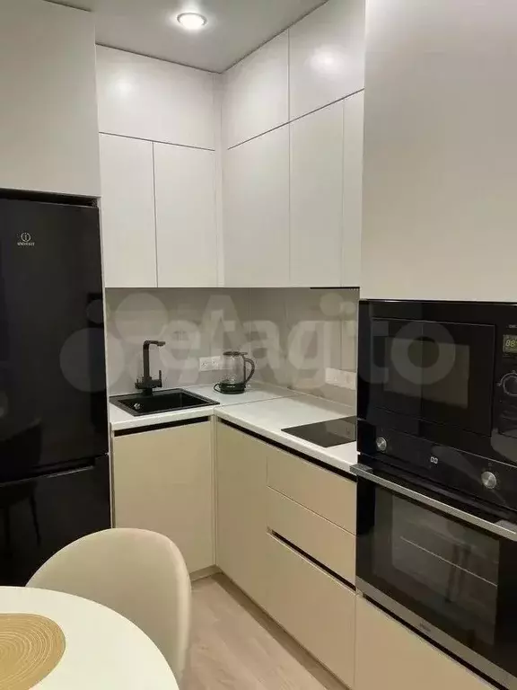 1-к. квартира, 40 м, 14/19 эт. - Фото 0