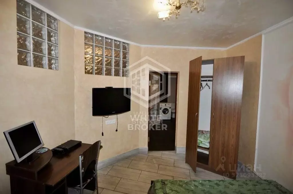 2-к кв. Крым, Ялта муниципальный округ, Отрадное пгт ул. Отрадная, ... - Фото 0