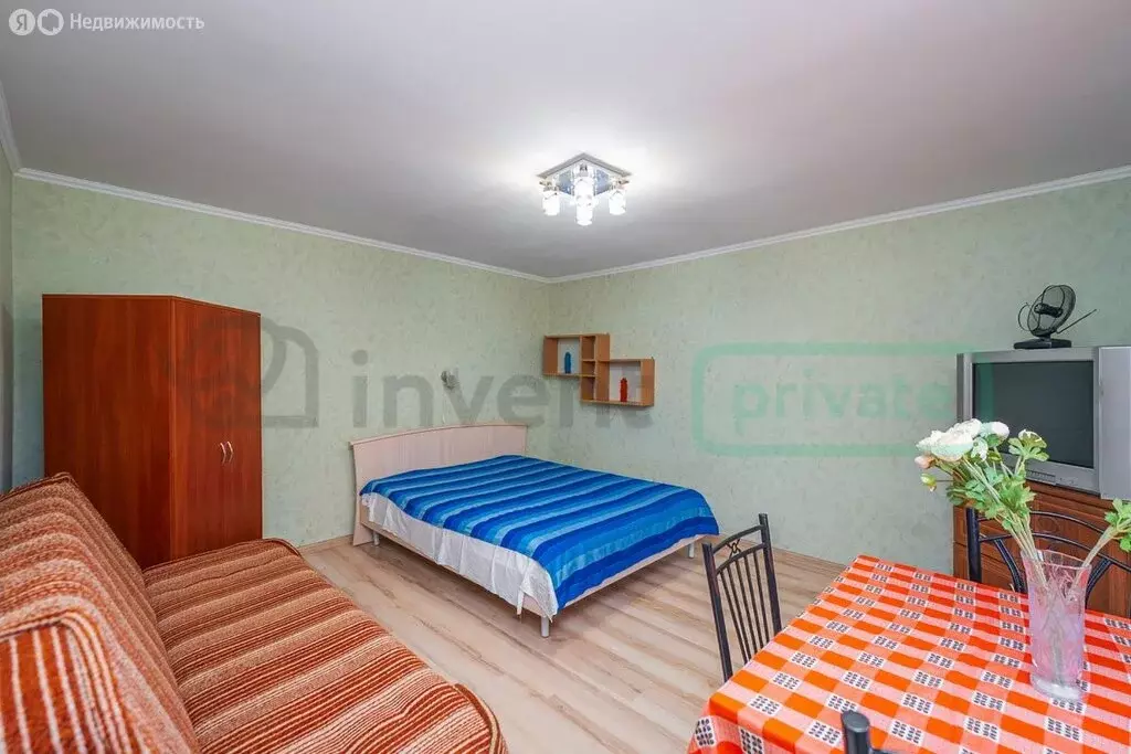 2-комнатная квартира: Калининград, Цирковая улица, 11 (36 м) - Фото 1