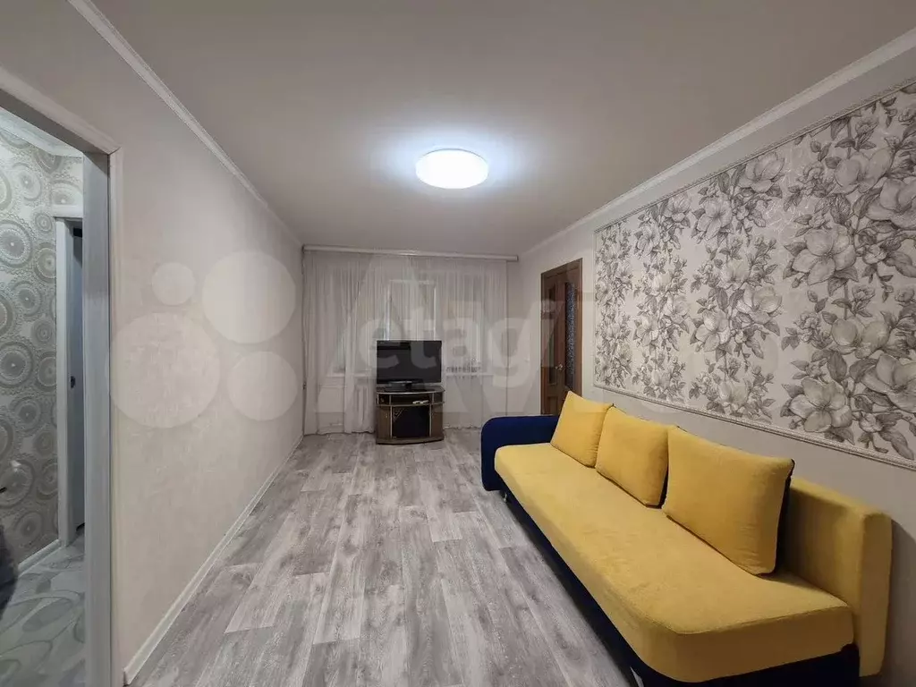 2-к. квартира, 44 м, 5/5 эт. - Фото 0