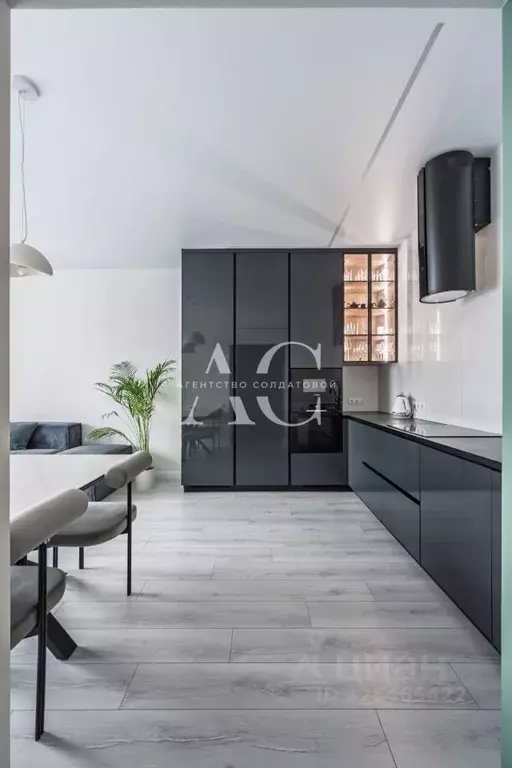 3-к кв. Свердловская область, Екатеринбург ул. Машинная, 1в/3 (75.7 м) - Фото 1