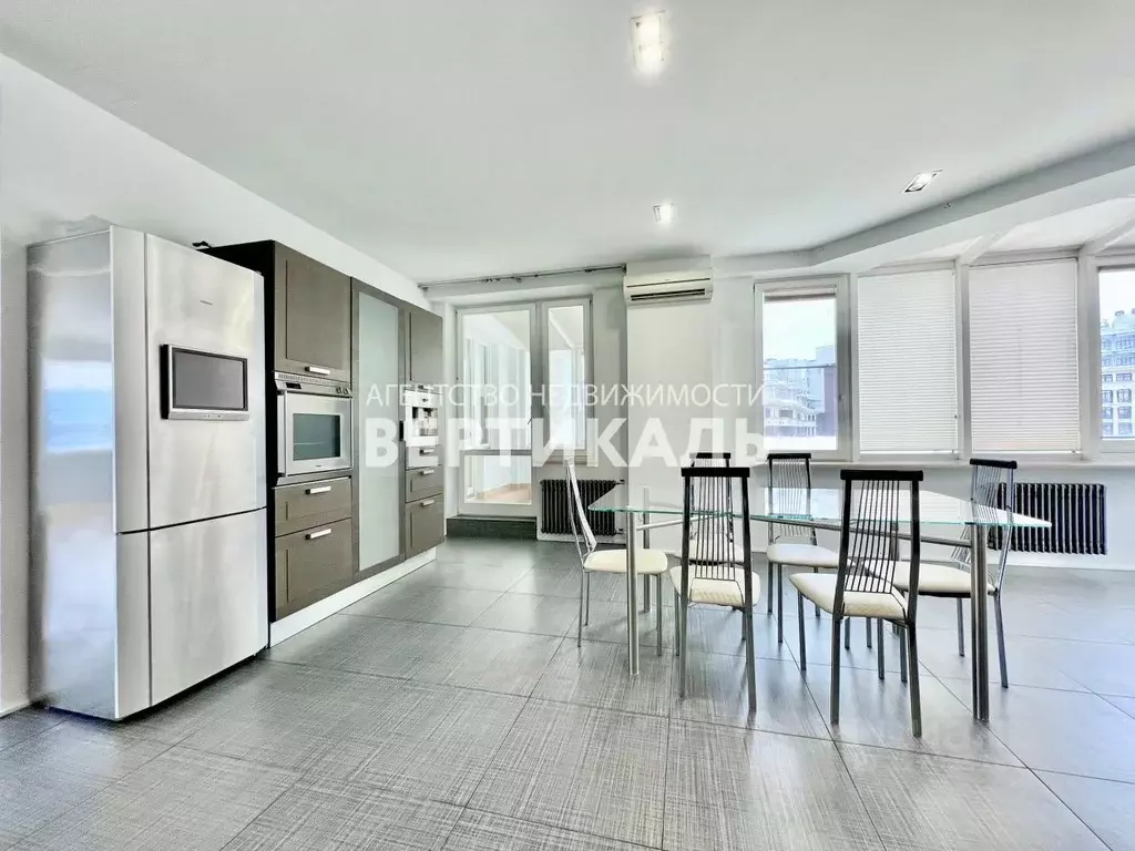 4-к кв. Москва ул. Большая Якиманка, 17/2С1 (200.0 м) - Фото 1