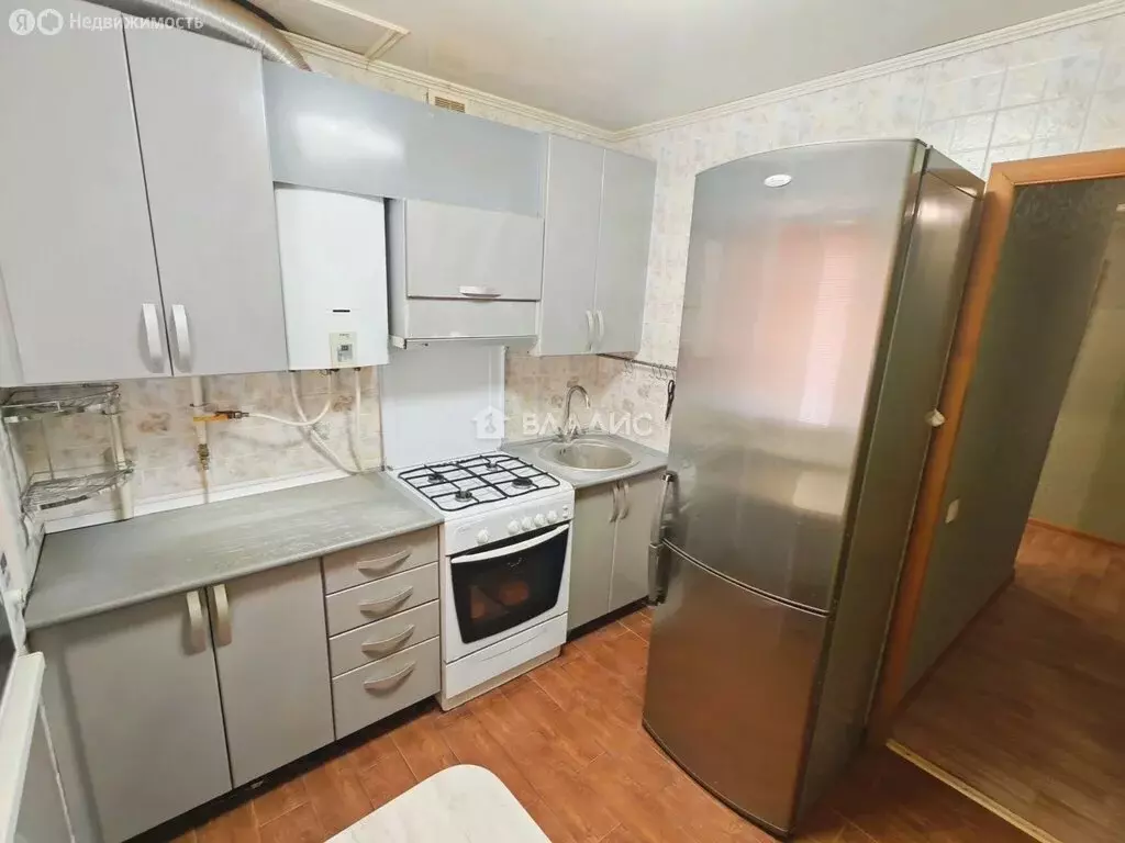 3-комнатная квартира: Белгород, проспект Славы, 68 (56.9 м) - Фото 1