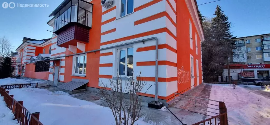 2-комнатная квартира: Чебаркуль, улица Крупской, 21 (59.5 м) - Фото 0