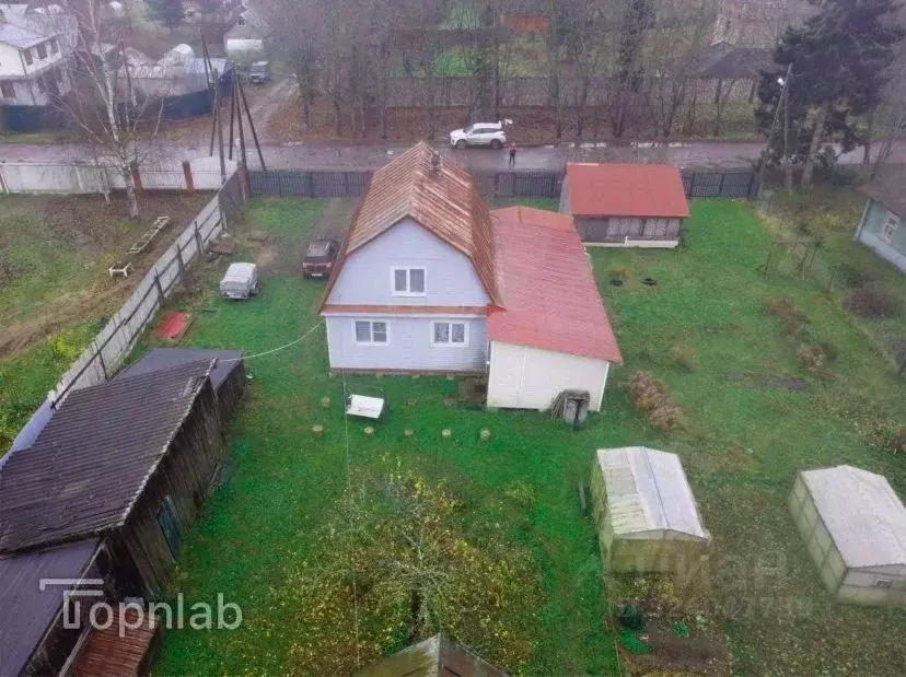 Дом в Ленинградская область, Приозерский район, Петровское с/пос, д. ... - Фото 1