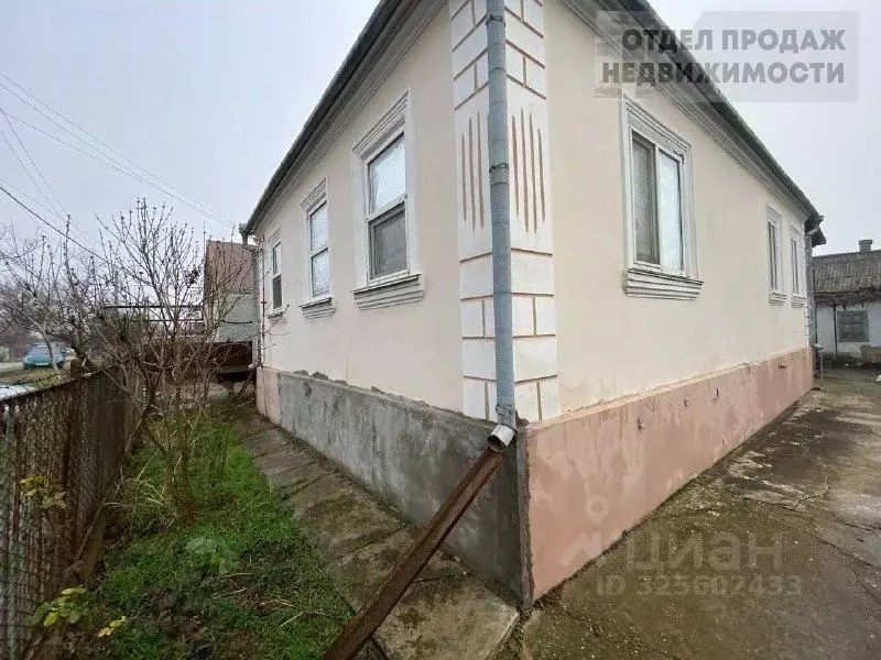 Дом в Краснодарский край, Крымск Привокзальная ул. (64 м) - Фото 2