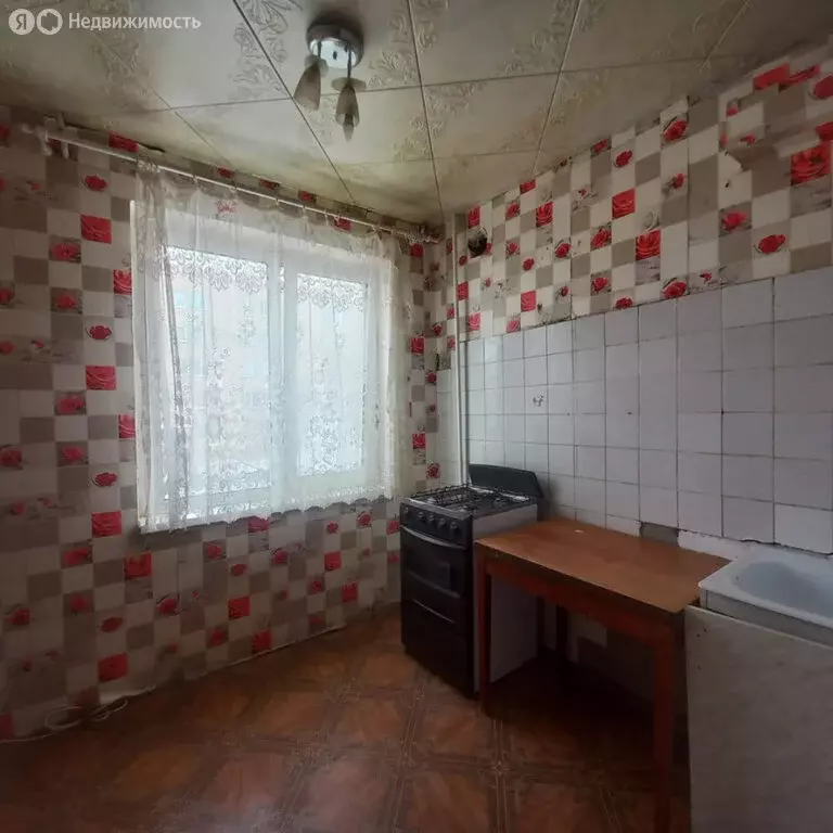 2-комнатная квартира: Гай, Гайский переулок, 5 (42 м) - Фото 0