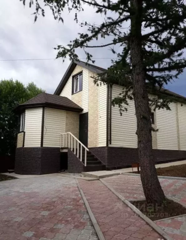 Дом в Камчатский край, Петропавловск-Камчатский ул. Беринга, 98 (100 ... - Фото 1