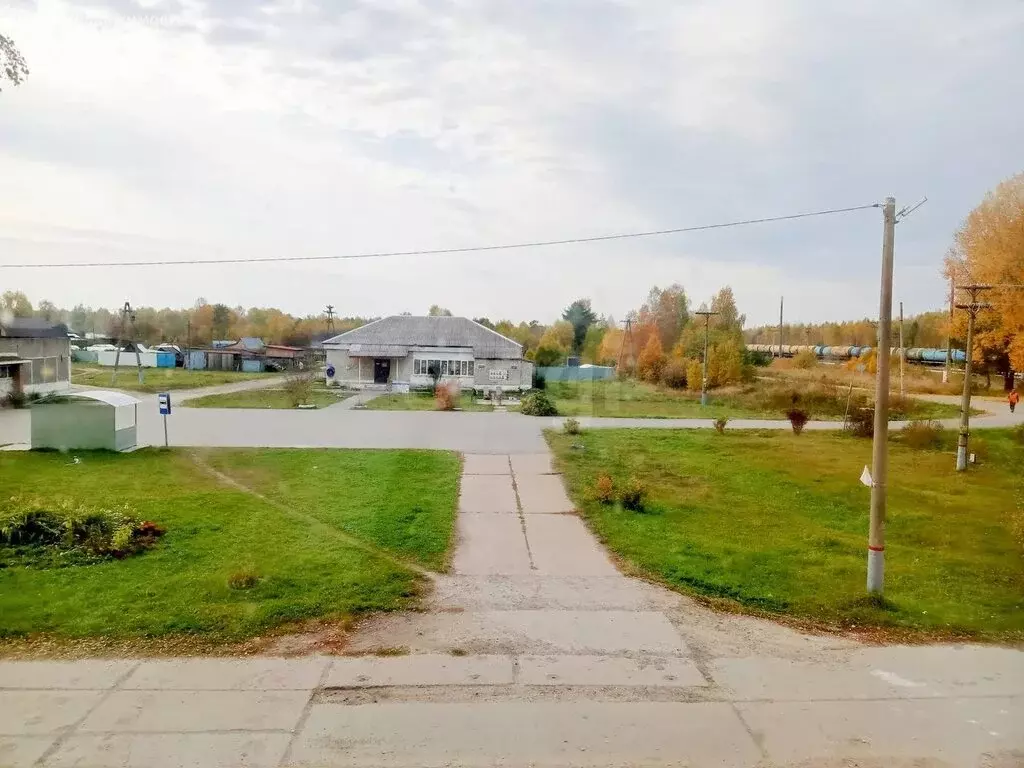 2-комнатная квартира: посёлок Картымский, улица Железнодорожников, 18А ... - Фото 2