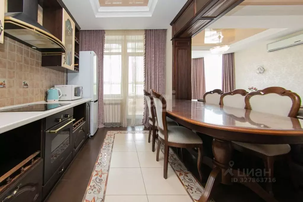 3-к кв. Томская область, Томск Источная ул., 10 (125.9 м) - Фото 1