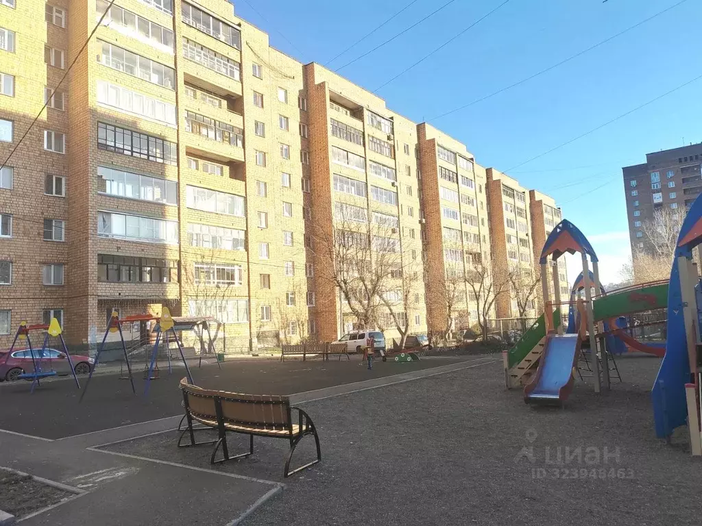 3-к кв. Красноярский край, Красноярск ул. Первых пионеров, 13 (61.5 м) - Фото 1