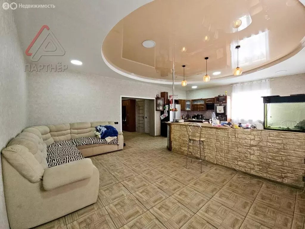 Дом в Димитровград, улица Хмельницкого (193.6 м) - Фото 1