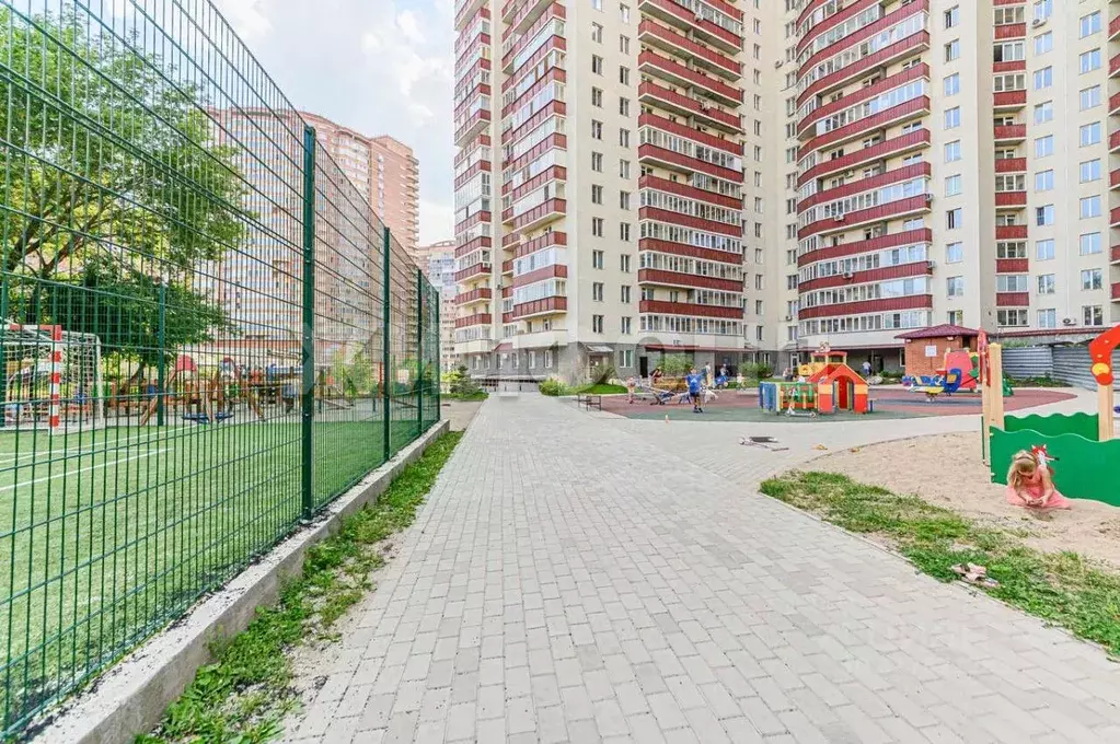 3-к кв. Новосибирская область, Новосибирск ул. Галущака, 15 (87.0 м) - Фото 1